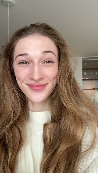 Clara, happy
